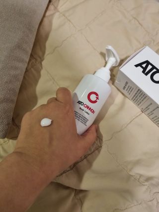 아토캐논(ATO CANNON) 아토캐논 고보습 바디로션 200ml — 5점을 준 리뷰어가 2022년 12월 올린 사용 사진