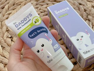 닥터데디스 안심저불소 키즈치약 (라즈베리, 청포도향 중 택 1) 60g +  여행용 미니 치약 15g — 4.5점을 준 리뷰어가 2022년 7월 올린 사용 사진