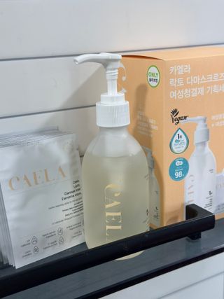 카엘라 락토 다마스크 로즈 여성청결제 젤 기획세트 — 4.5점을 준 리뷰어가 2023년 6월 올린 사용 사진