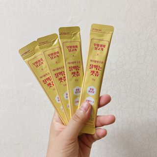 페페로니 잘 먹는 캣츄 - 무항생제 닭고기 24개입 — 4.5점을 준 리뷰어가 2021년 7월 올린 사용 사진