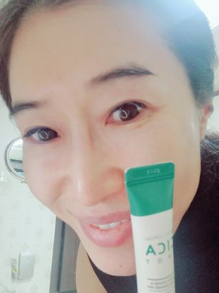 [위드덤] 워터풀 인텐스 리페어 포뮬라 — 4점을 준 리뷰어가 2021년 11월 올린 사용 사진