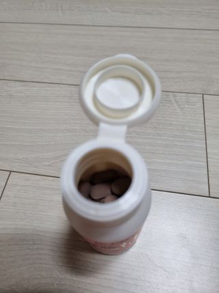 닥터피엔티 [Dr.PNT] 하루 2알로 건강한 다이어트! 한겨울에도 체지방만 쏙~ 슬림핏 다이어트 — 4.5점을 준 리뷰어가 2023년 3월 올린 사용 사진