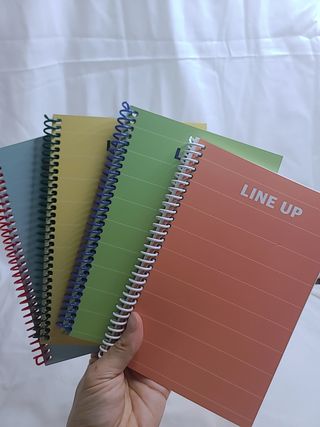 리훈 언제든지 필요한 기본 아이템 아무노트 4권세트+저점도펜[색상랜덤배송] — 5점을 준 리뷰어가 2021년 6월 올린 사용 사진