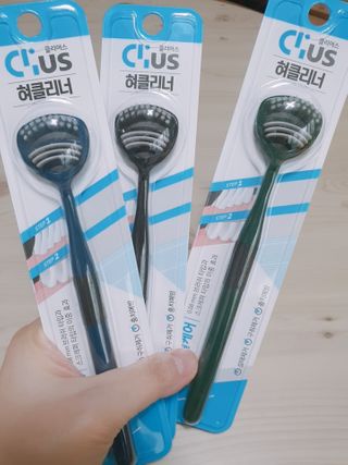 크리오 클리어스 혀백태제거 구취관리 혀클리너 — 5점을 준 리뷰어가 2021년 3월 올린 사용 사진