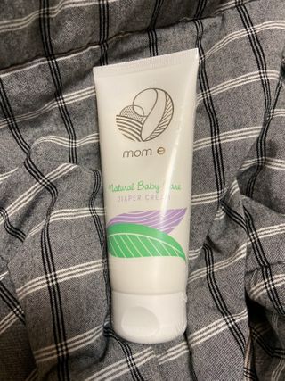 mom e 맘이 내추럴 베이비 케어 기저귀크림 — 5점을 준 리뷰어가 2021년 2월 올린 사용 사진