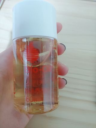 바이오오일 [바이오-오일] 스킨케어 오일 내추럴 60ml — 5점을 준 리뷰어가 2021년 5월 올린 사용 사진