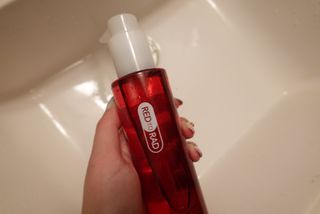 레드투래드 안티더스트 클렌징 오일 150ml — 3점을 준 리뷰어가 2021년 10월 올린 사용 사진