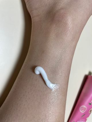 [후르디아] 복숭아 바디워시+바디에센스 세트 — 4점을 준 리뷰어가 2021년 11월 올린 사용 사진