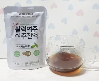 참유원 특허제조 활력 여주진액 여주즙 50포 — 5점을 준 리뷰어가 2022년 1월 올린 사용 사진