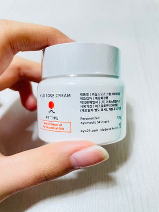 AYU25[아유트웬티파이브]다마스크로즈워터 베이스 천연 수분 촉촉 크림 — 5점을 준 리뷰어가 2021년 4월 올린 사용 사진