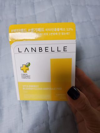 랑벨 비타 에너지 잡티 앰플 패드 65매 (투명하고 밝은 얼굴 광채패드) — 5점을 준 리뷰어가 2022년 6월 올린 사용 사진