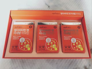 서울약사신협_내몸애발란스멀티비타민앤미네랄파워업_800mg x 90정 — 5점을 준 리뷰어가 2021년 8월 올린 사용 사진