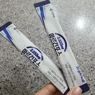 자연에온 아르긴포스 L-아르기닌 5555mg 스틱 15개입 1박스 — 4점을 준 리뷰어가 2021년 5월 올린 사용 사진