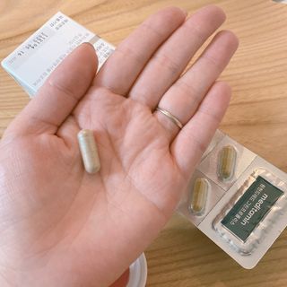 메디타민 원헌드레드 그린프로폴리스 — 5점을 준 리뷰어가 2021년 10월 올린 사용 사진