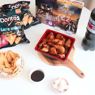 롯데제과 도리토스 갈비천왕치킨맛 X 굽네 갈비천왕 — 5점을 준 리뷰어가 2021년 7월 올린 사용 사진
