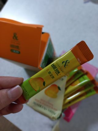 비타앤C 레몬맛, 망고맛 — 5점을 준 리뷰어가 2021년 6월 올린 사용 사진