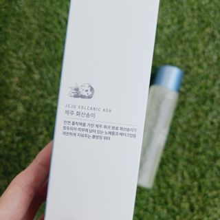 슬로우 스킨스 슬로우 화산송이 클렌징 워터 — 5점을 준 리뷰어가 2021년 4월 올린 사용 사진