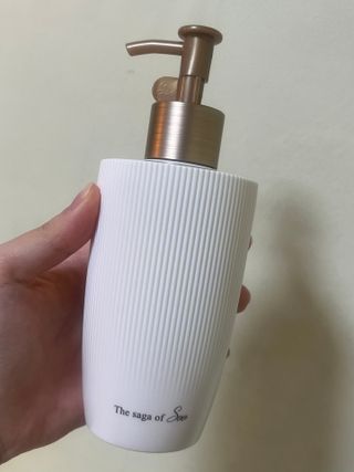 더사가오브수 [사가수] 민감한 피부에게 선사하는 보습과 탄력, 효혜윤 보태니컬에너지 바디로션 — 5점을 준 리뷰어가 2023년 10월 올린 사용 사진