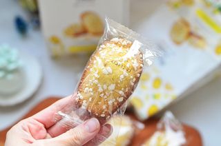 [메종콜리브리] 프랑스 마들렌 메종콜리브리 레몬 마들렌 2팩 — 5점을 준 리뷰어가 2021년 12월 올린 사용 사진