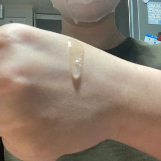 체르엠 스템앤셀 비타민 브라이트닝 에센스 30ml 1개 — 4점을 준 리뷰어가 2022년 1월 올린 사용 사진