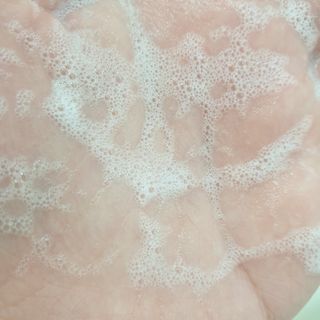 라로지크 X4 스케일링 퍼퓸 샴푸 1,000mℓ — 5점을 준 리뷰어가 2022년 1월 올린 사용 사진