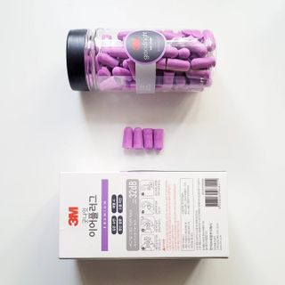 3M 소음방지 수면 귀마개 굿나잇 이어플러그 오렌지/퍼플 50쌍 — 5점을 준 리뷰어가 2023년 7월 올린 사용 사진