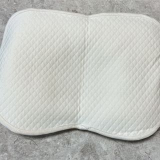 일상유희 newborn 뉴본필로우 아기두상관리베개 — 5점을 준 리뷰어가 2023년 1월 올린 사용 사진