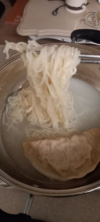 [한면원] 비빔국수 2인분 — 5점을 준 리뷰어가 2022년 7월 올린 사용 사진