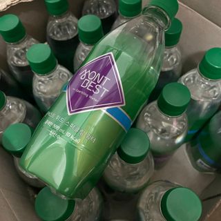 몽베스트 Montbest with Sparkling water Plain 20병 — 5점을 준 리뷰어가 2021년 10월 올린 사용 사진
