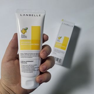 랑벨 비타 에너지 잡티 크림 75ml (피부 속 기미완화크림) — 5점을 준 리뷰어가 2022년 5월 올린 사용 사진