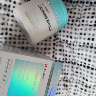 리더스코스메틱 리더스 카밍 바이오틱스 퀵 수딩 패드 — 3.5점을 준 리뷰어가 2022년 3월 올린 사용 사진
