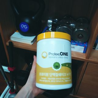 프로티원 단백질쉐이크 녹차맛 2주분 1통+보틀 — 5점을 준 리뷰어가 2021년 3월 올린 사용 사진