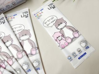 케이파이 나날마스크 [케이파이 나날] KF94 마스크 50매입 (개별포장) ,  여름에도 좋은 숨쉬기 편한 순수 국산 마스크 — 5점을 준 리뷰어가 2022년 8월 올린 사용 사진