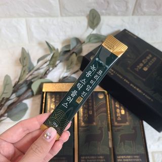 서울약사신협_프리미엄 진 녹용스틱 플러스10g x 30포 — 5점을 준 리뷰어가 2021년 7월 올린 사용 사진
