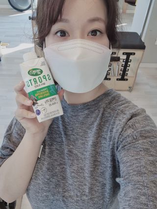 셀렉스스포츠 셀렉스 스포츠 드링크 초콜릿 _ 330ml x 12팩 — 5점을 준 리뷰어가 2021년 11월 올린 사용 사진