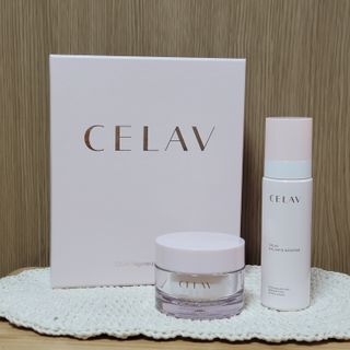 프리마인 바르기만 하면 철벽 스킨케어+24시간 마스크팩 효과. 셀라브 리제너레이팅 시스템 부스터+크림 세트 — 5점을 준 리뷰어가 2023년 4월 올린 사용 사진