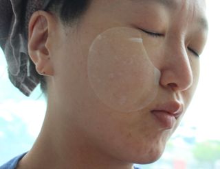 리더스코스메틱 리더스 카밍 바이오틱스 퀵 수딩 패드 — 5점을 준 리뷰어가 2022년 5월 올린 사용 사진