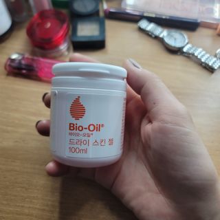 바이오오일 [바이오-오일] 드라이 스킨 젤 100ml — 4점을 준 리뷰어가 2021년 10월 올린 사용 사진