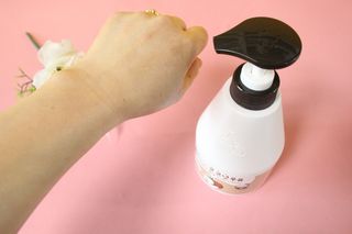 [과일나라] 피부가 마시는 코코넛우유 바디클렌저&바디로션 — 5점을 준 리뷰어가 2022년 3월 올린 사용 사진