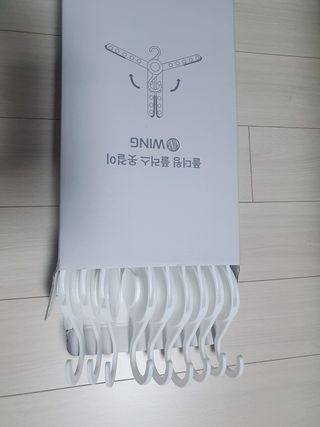 폴더윙 플러스 옷걸이 10p — 4.5점을 준 리뷰어가 2021년 10월 올린 사용 사진