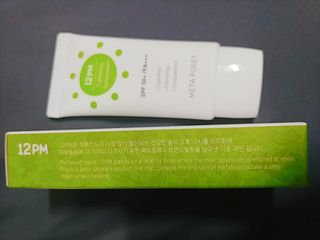 메타포레 12PM  카밍 선스크린 — 5점을 준 리뷰어가 2021년 8월 올린 사용 사진