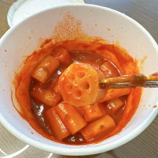 나우  [요리궁리] B타입 ( 매콤, 치즈, 매콤까르보 ) 꽃떡볶이 6개입 세트 — 5점을 준 리뷰어가 2025년 4월 올린 사용 사진