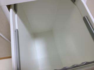 창신리빙 [프랑코 스마트 슬림 휴지통] 똑똑한 정리 수납 — 5점을 준 리뷰어가 2021년 8월 올린 사용 사진
