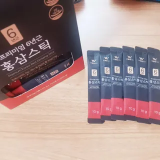 [푸름웰니스] 프리미엄 6년근 홍삼스틱 3mg x 100포 — 4점을 준 리뷰어가 2022년 4월 올린 사용 사진