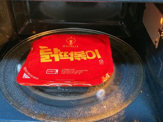 한성기업 무볼레 닭떡볶이+해물떡볶이 2종 세트 — 4점을 준 리뷰어가 2021년 9월 올린 사용 사진
