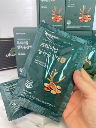 서울약사신협 약사신협_생녹용 진액_70ml x 30포 — 5점을 준 리뷰어가 2021년 7월 올린 사용 사진