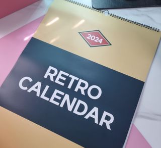 리훈 2024년 레트로 달력 벽달력 + 탁상달력 — 5점을 준 리뷰어가 2023년 9월 올린 사용 사진