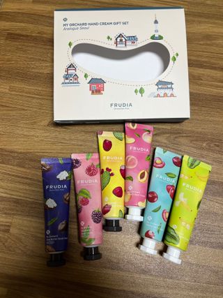 [후르디아] 골라쓰는 과즙향 핸드크림 기프트세트 — 5점을 준 리뷰어가 2023년 12월 올린 사용 사진