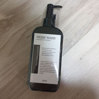 NESAY 네세이 올인원 트러블 워시 250mL — 3.5점을 준 리뷰어가 2021년 5월 올린 사용 사진
