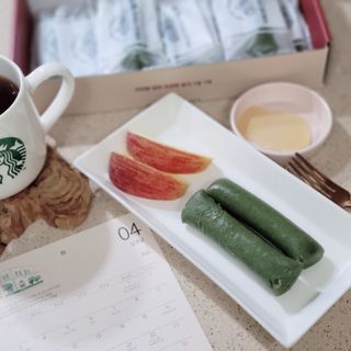 [푸디푸디] 1일1떡!  가래떡 낱개포장 아침식사 식사대용! 7종 세트 혼합 (1BOX=14개입) — 5점을 준 리뷰어가 2022년 4월 올린 사용 사진